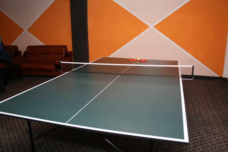 Denisa Hotel Otopeni Luaran gambar