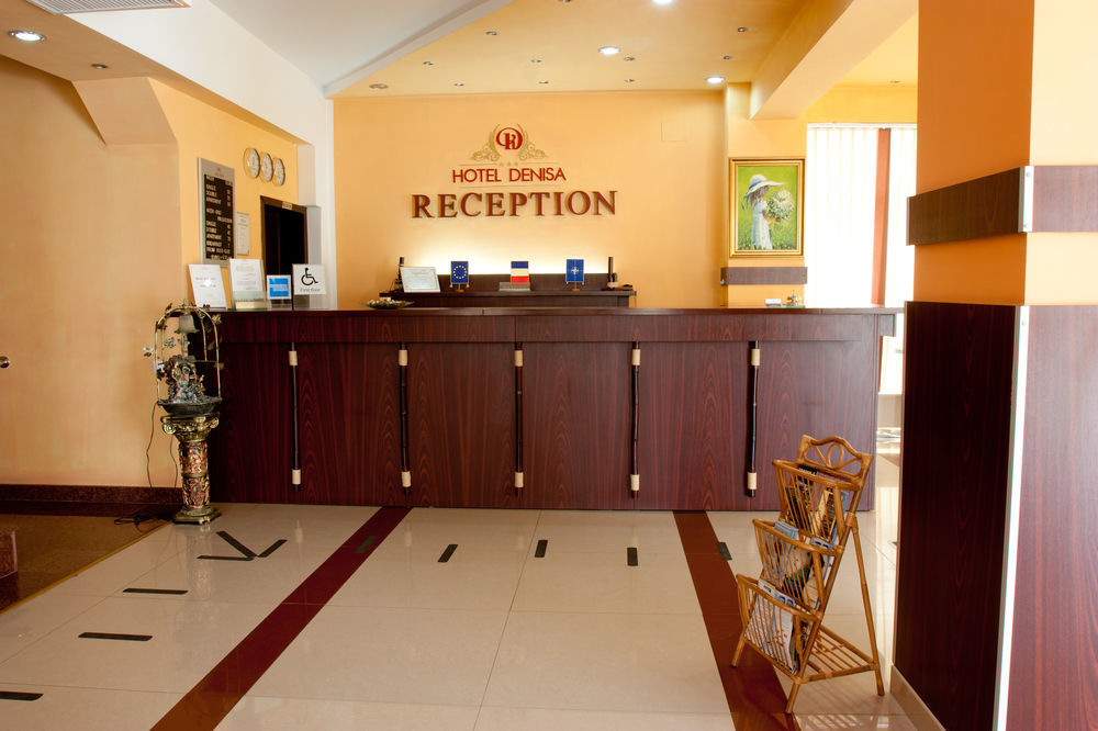 Denisa Hotel Otopeni Luaran gambar